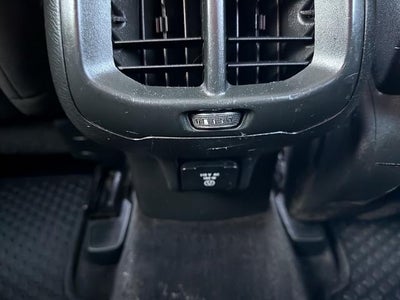 2015 Jeep Cherokee 4d SUV 4WD Latitude