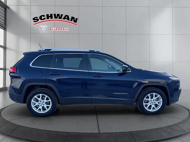 2015 Jeep Cherokee 4d SUV 4WD Latitude