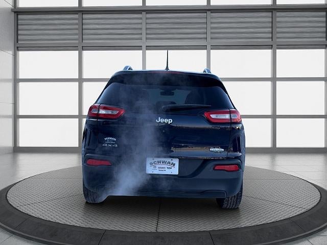 2015 Jeep Cherokee 4d SUV 4WD Latitude