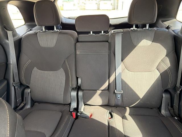 2015 Jeep Cherokee 4d SUV 4WD Altitude V6