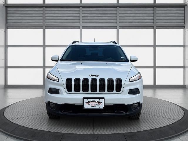 2015 Jeep Cherokee 4d SUV 4WD Altitude V6