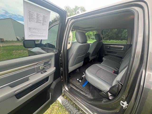2016 RAM 1500 Crew Cab Big Horn Longbed