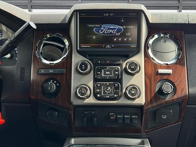 2015 Ford Super Duty F-250 SRW Crew Cab Lariat