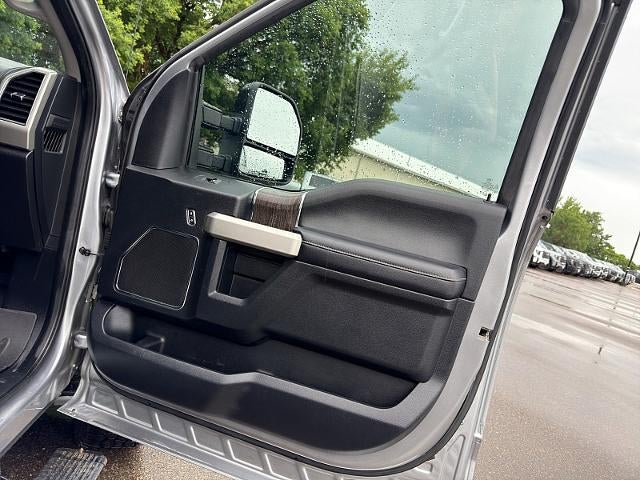 2020 Ford Super Duty F-250 SRW Crew Cab Lariat