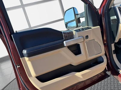 2017 Ford Super Duty F-350 SRW Platinum