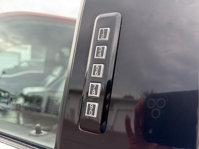 2021 Ford F-150 Platinum SuperCrew 5.5' Box