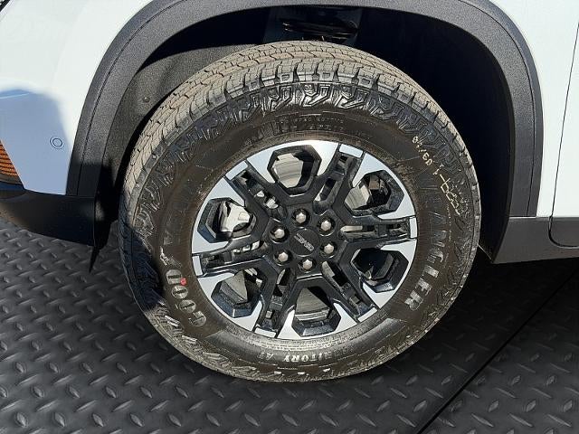 2027 GMC Acadia AT4