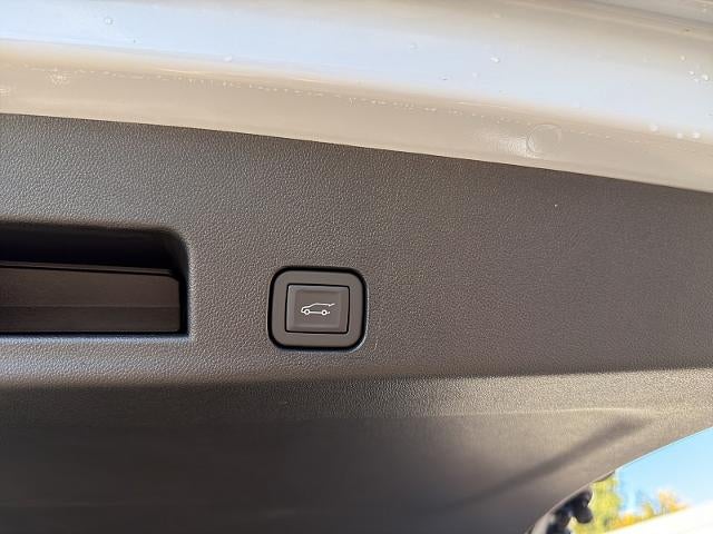 2027 GMC Acadia Denali Ultimate