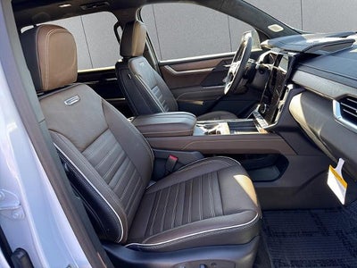 2027 GMC Acadia Denali Ultimate