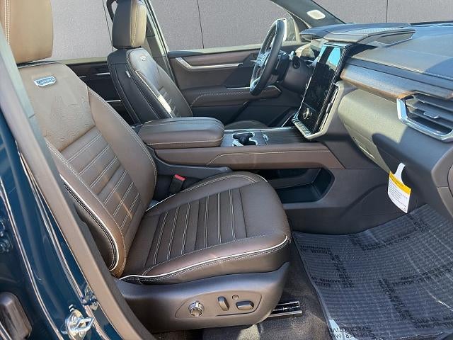 2027 GMC Acadia Denali Ultimate