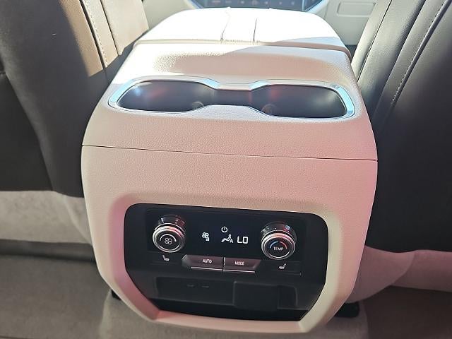 2024 GMC Acadia FWD Denali