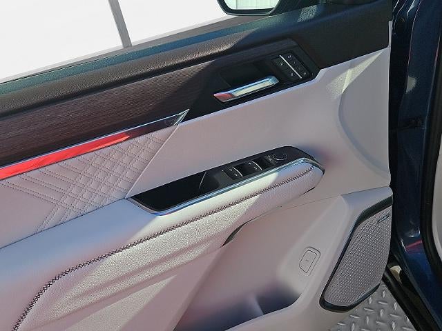 2024 GMC Acadia FWD Denali