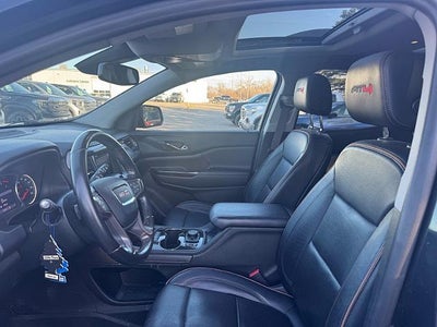 2020 GMC Acadia AT4