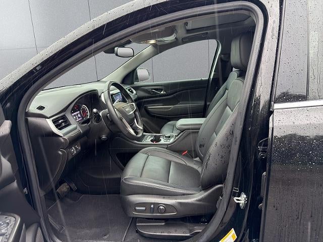 2022 GMC Acadia SLT