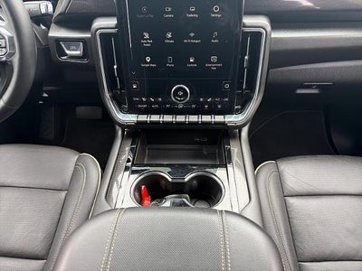 2025 GMC Yukon Elevation