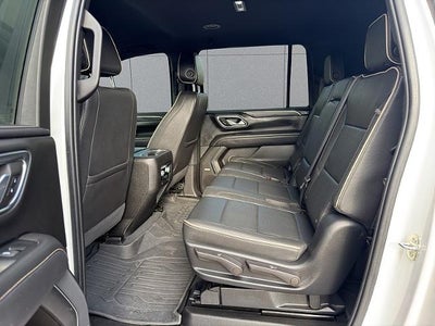 2023 GMC Yukon XL SLT