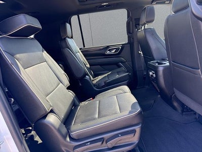 2022 GMC Yukon XL SLT
