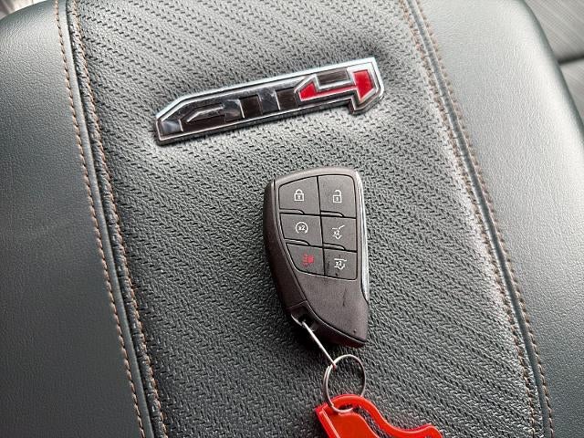 2025 GMC Yukon XL AT4