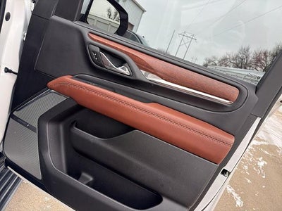 2023 GMC Yukon XL Denali Ultimate