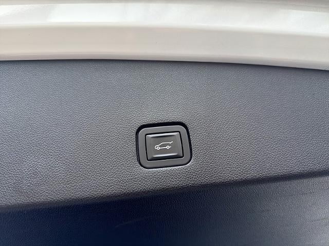 2020 Chevrolet Traverse Premier Redline Edition