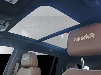 2021 Chevrolet Suburban High Country