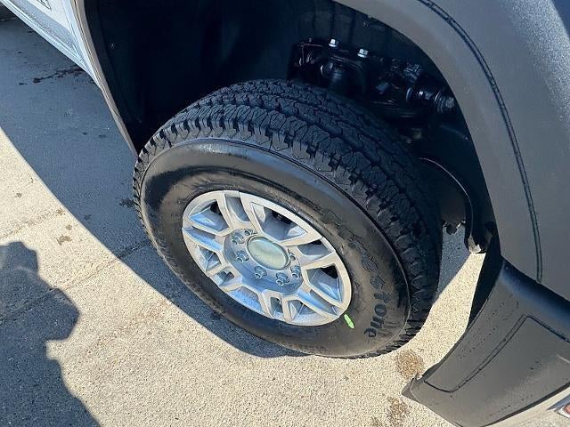 2025 GMC Sierra 2500 HD Pro