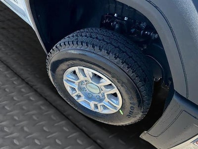 2025 GMC Sierra 2500 HD Pro