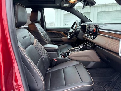 2025 GMC Canyon 4WD Denali