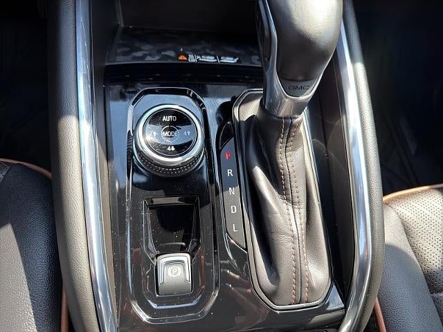 2024 GMC Canyon 4WD AT4