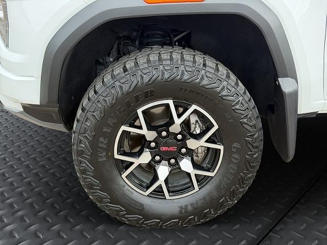 2024 GMC Canyon AT4X