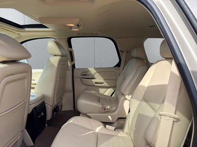 2008 Cadillac Escalade Base