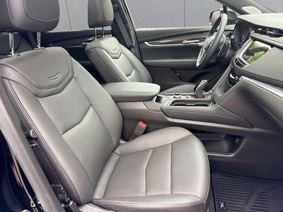 2025 Cadillac XT5 AWD Sport
