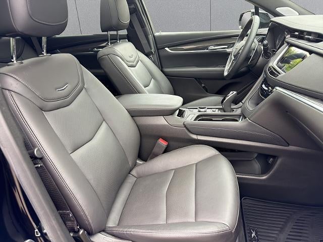 2025 Cadillac XT5 AWD Sport