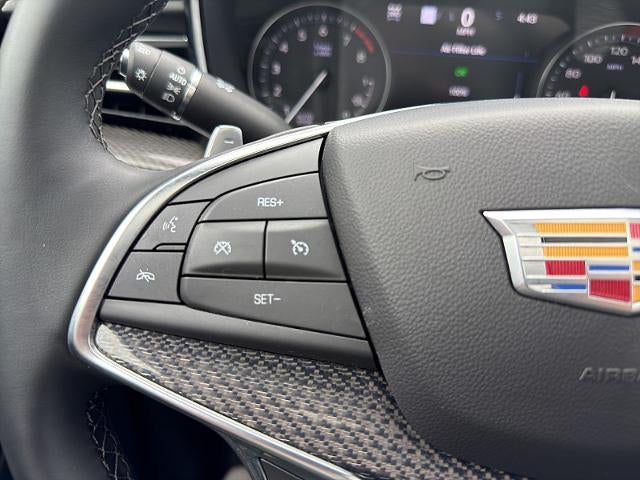 2025 Cadillac XT5 AWD Sport