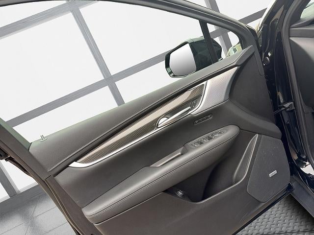 2025 Cadillac XT5 AWD Sport