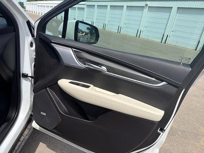 2023 Cadillac XT5 AWD Sport
