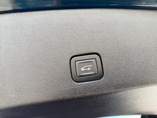 2025 Cadillac XT6 AWD Premium Luxury