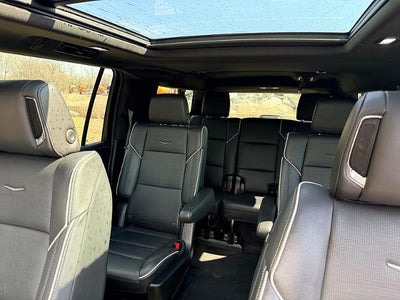 2023 Cadillac Escalade ESV 4WD Premium Luxury