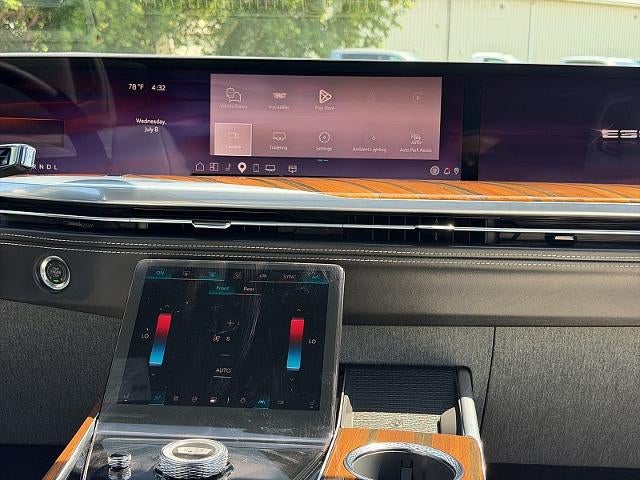 2026 Cadillac Escalade 4WD Platinum Sport