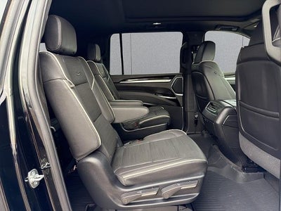 2025 Cadillac Escalade ESV 4WD Premium Luxury