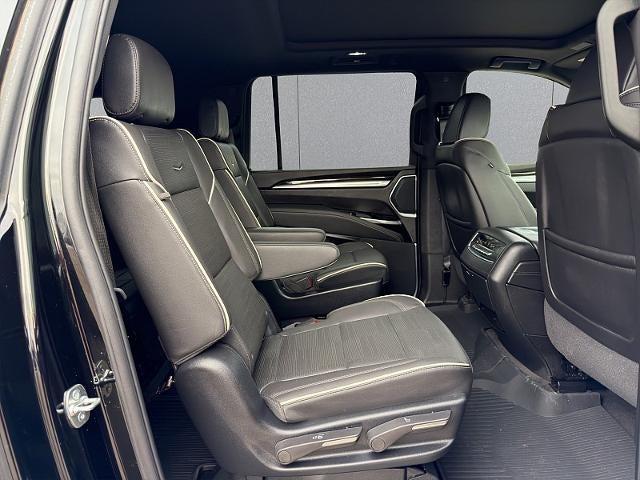 2025 Cadillac Escalade ESV 4WD Premium Luxury