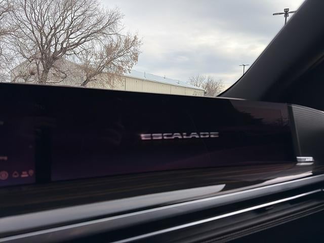 2025 Cadillac Escalade ESV 4WD Premium Luxury