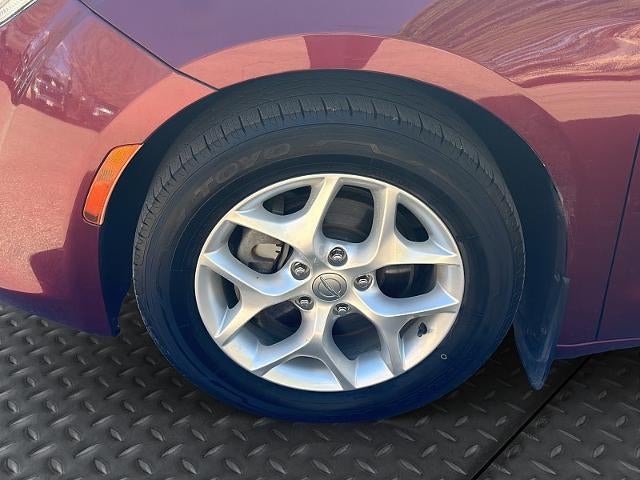 2017 Chrysler Pacifica 4d Wagon Touring-L