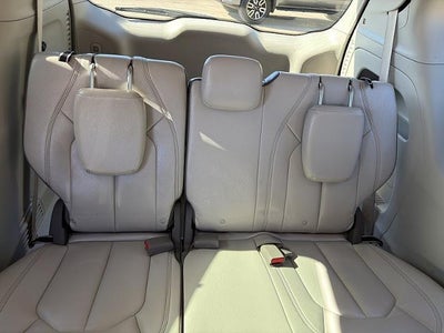 2017 Chrysler Pacifica 4d Wagon Touring-L