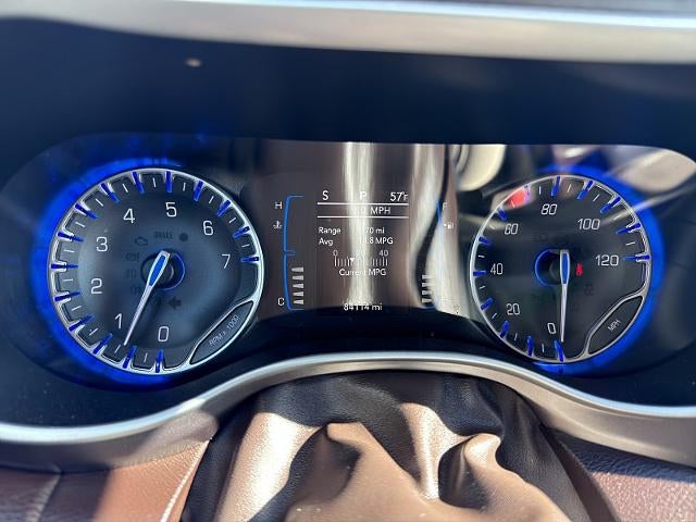 2017 Chrysler Pacifica 4d Wagon Touring-L