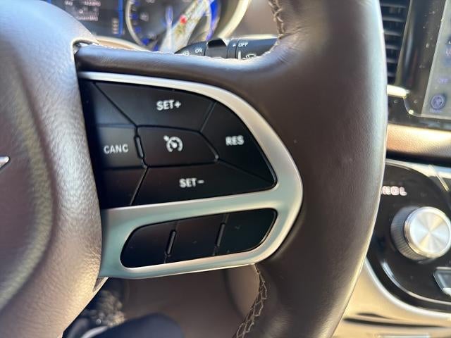 2017 Chrysler Pacifica 4d Wagon Touring-L