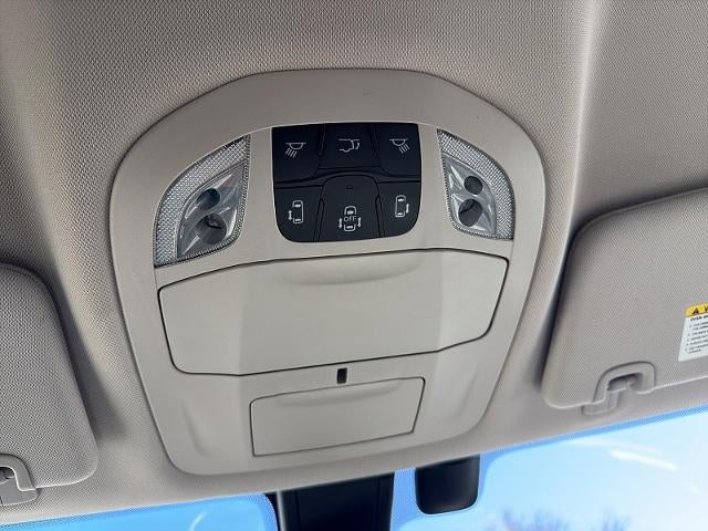 2017 Chrysler Pacifica 4d Wagon Touring-L