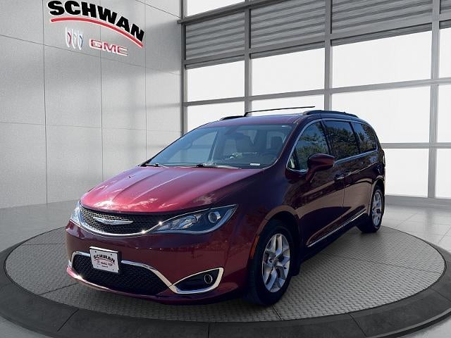2017 Chrysler Pacifica 4d Wagon Touring-L