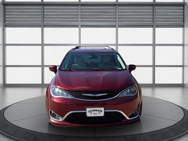 2017 Chrysler Pacifica 4d Wagon Touring-L