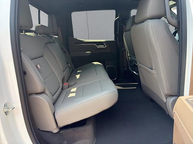 2026 GMC Sierra 1500 SLT - Photo 18